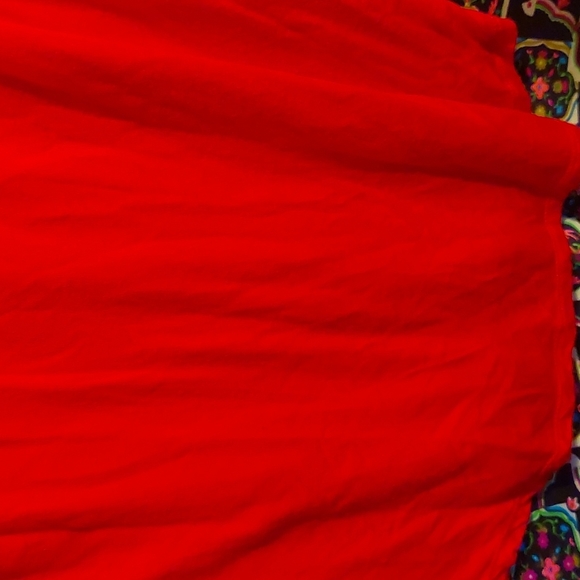 Red Magical Season Top - Picture 5 of 5